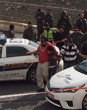 Soldados de la ocupación israelí disparan a un palestino de doce años